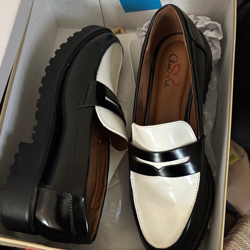 AMO Black and White Women's Loafers